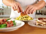 Articoli: Menu del giorno, 20 agosto: involtini di fagiolini, pasta con zucchine e tiramisù di sfoglia