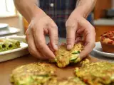 Articoli: Menu del giorno, 23 agosto: frittelle di zucchine, cannelloni al pesto e muffin con bacche di goji