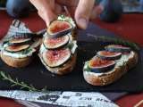 Bruschetta con fichi, miele e formaggio fresco: il mix cremoso e croccante che conquista l'aperitivo