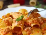 Articoli: Il piccolo gesto che rivoluziona la pasta con peperoni: prova questo trucco e la rifarai ogni volta