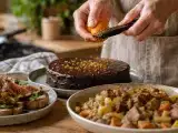 Articoli: Menu vegetariano, 1 settembre: crostini dolci, spezzatino ricco e torta al cioccolato profumata