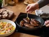 Articoli: Menu sans gluten, 15 septembre : salade de saumon, des aiguillettes de canard au miel, et des carrés marbrés aux deux chocolats