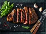 Articoli: La vostra carne perde troppo succo appena la tagliate? Il semplice trucco di aspettare qualche minuto può cambiare il risultato