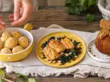 Articoli: Menù del giorno, 18 ottobre: polpettine di zucca al limone, merluzzo al chorizo e New York roll speculoos