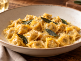 Articoli: Ravioli del plin: il pizzicotto piemontese che profuma di domenica