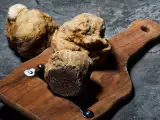 Articoli: Dall’acquisto al piatto: come pulire il tartufo senza rubargli il profumo