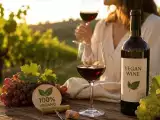Articoli: Vino vegano: scopri cosa lo distingue dal tradizionale, come si produce e perché piace sempre di più