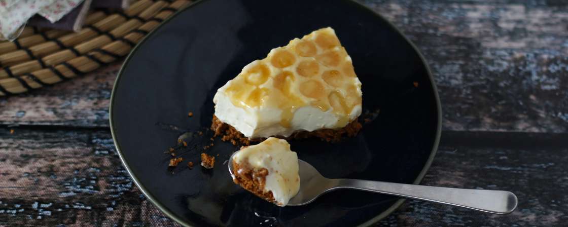 Bellissima e golosa: la cheesecake al miele da provare assolutamente!
