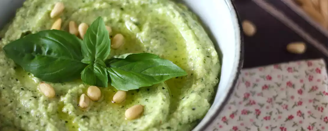 Come preparare un ottimo pesto di zucchine?