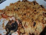 Ricetta Crumble alle mele cotogne e nocciole