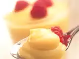 Ricetta Budino alla vaniglia con salsa di limone