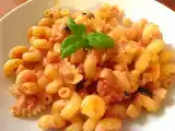 Ricetta Pasta con pomodoro, ricotta e olive kalamata