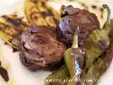 Ricetta Arrosto di manzo ripieno di salsiccia con polenta abbrustolita e peperoni al vino bianco