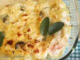 Ricetta Uova al gratin con cipolle e prosciutto