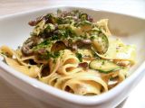 Ricetta Pappardelle con zucchine e chiodini