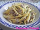 Ricetta Strozzapreti panna, salsiccia e piselli