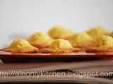 Ricetta Madeleines alle mele e nocciole