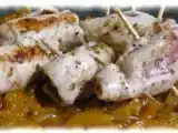 Ricetta Involtini di pollo ai pistacchi con salsa agrodolce di albicocche