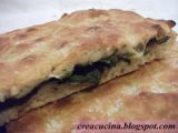 Ricetta Focaccia ripiena con cime di rapa e mozzarella