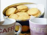 Ricetta Biscotti al burro home made. danish butter cookies. al limone e zucchero di canna