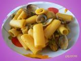 Ricetta Pasta con vongole e fiori di zucca