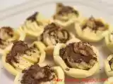 Ricetta Fiorellini di pasta frolla ripieni di crema