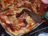 Ricetta Pizza al kamut con prosciutto e pomodori secchi
