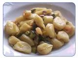 Ricetta Gnocchetti di pasta con zucchine gamberetti e vongole