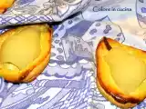 Ricetta Pere su pasta sfoglia con crema alla vaniglia