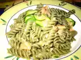 Ricetta Fusilli alle ortiche con zucchine & salmone affumicato