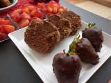 Ricetta Fragole al cioccolato con salame di cioccolato e macedonia