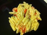 Ricetta Cavatelli caprino, pomodori pachino e cipolle fritte