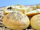 Ricetta Panini al latte con olive e semi di sesamo e papavero