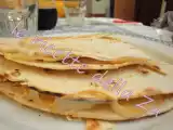 Ricetta Piadina vegetariana: scamorza affumicata, senape e fette di pomodoro