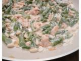 Ricetta Gnocchetti cremosi asparagi, salmone e pinoli