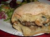 Ricetta Home made junk food: hamburger di manzo scozzese con gorgonzola piccante e funghi!!!