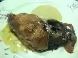 Ricetta Maialino affumicato con salsa alla liquirizia, purè di mele e radicchio saltato