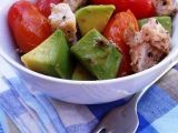Ricetta 5 ingredients : padellata di spada e avocado_ avokàdòs kardhal salàta