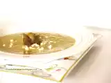 Ricetta Vellutata di asparagi, mela verde e mandorle