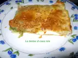Ricetta Sfoglia ripiena con crescenza, pesto brontese e pomodoro.