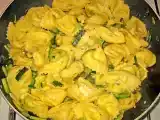 Ricetta Tortelli con robiola e zucchine con salsa ai fiori di zucca