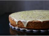 Ricetta Torta cocco pistacchio e limone, glassata al cioccolato bianco