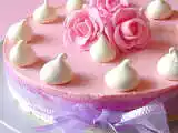 Ricetta Torta bavarese alla fragola e meringa