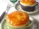 Ricetta Pie di pollo con prosciutto e piselli in cocotte