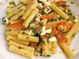Ricetta Pasta ai peperoni, rucola, primosale e trito di pistacchi