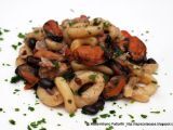 Ricetta Le paste regionali: pecorare con cozze, fagioli neri e pancetta croccante