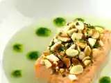 Ricetta Salmone al vapore in crosta di mandorle e salsa di finocchi