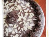 Ricetta Crostata frangipane alle pesche e cioccolato alla cannella