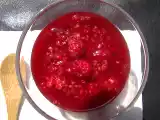 Ricetta Mousse di cioccolato fondente con gelatina di lamponi