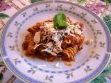 Ricetta Pasta con pesto di melanzane e mandorle